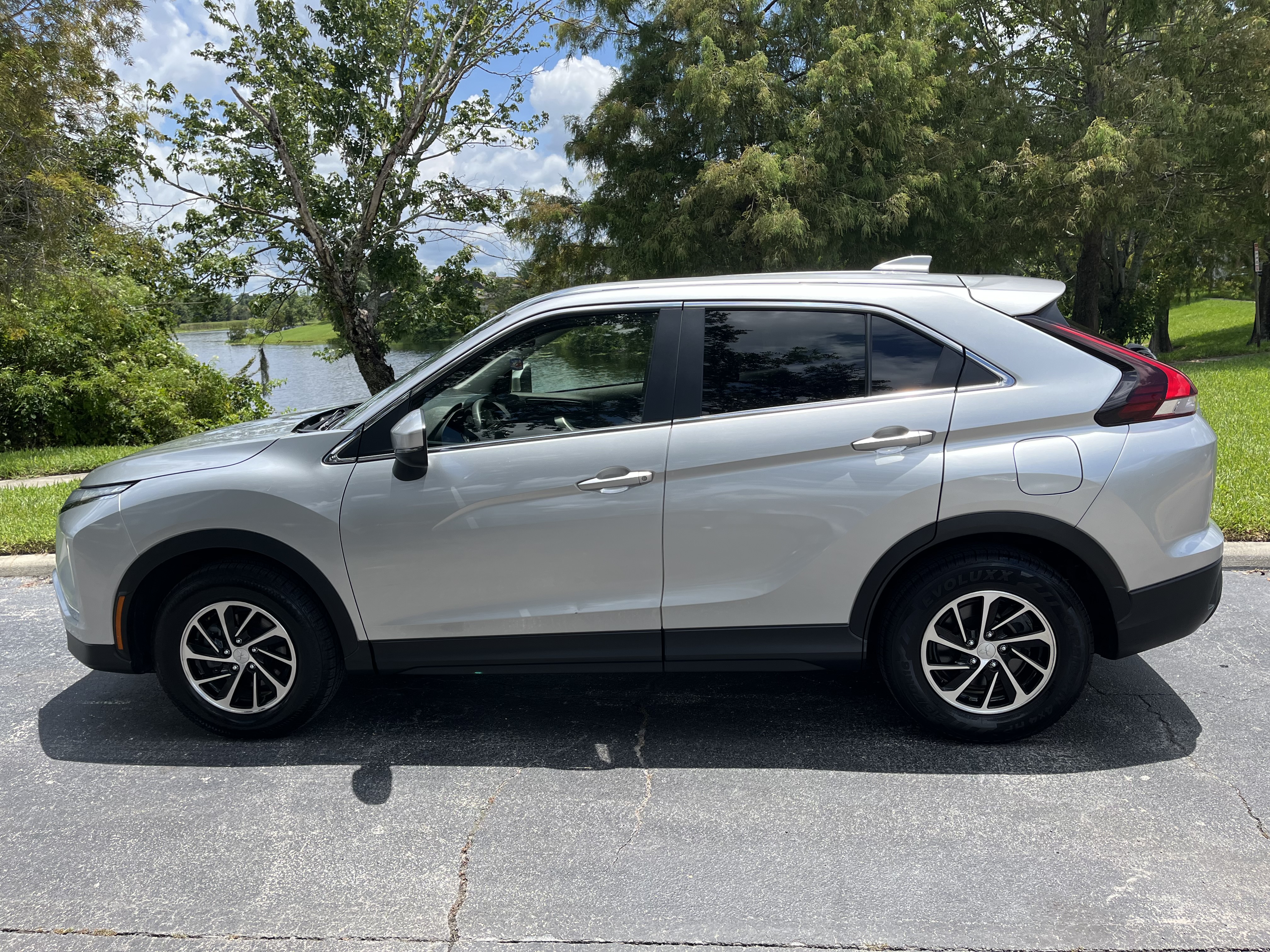 2022 Mitsubishi Eclipse Cross ES